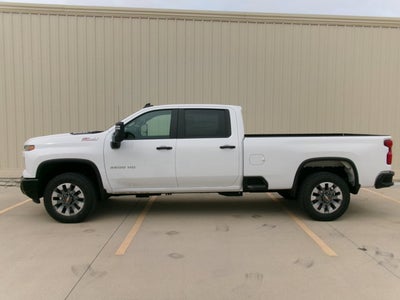 2026 Chevrolet Silverado 2500HD Custom