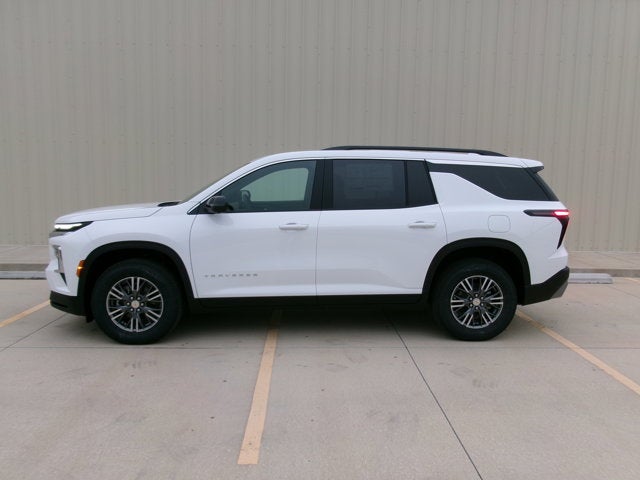 2026 Chevrolet Traverse FWD LT