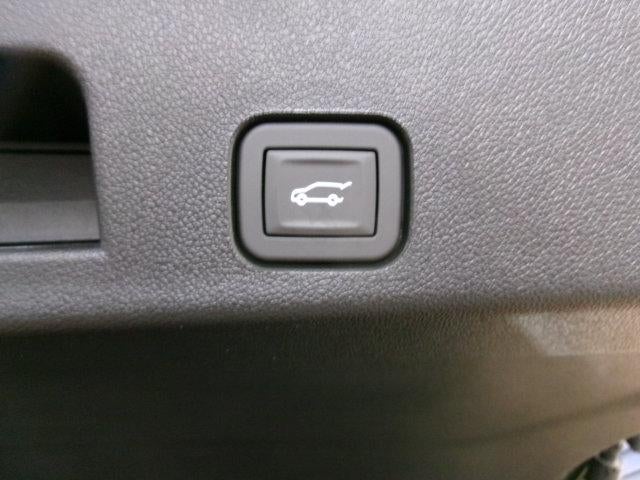 2027 Chevrolet Traverse RS - Photo 15