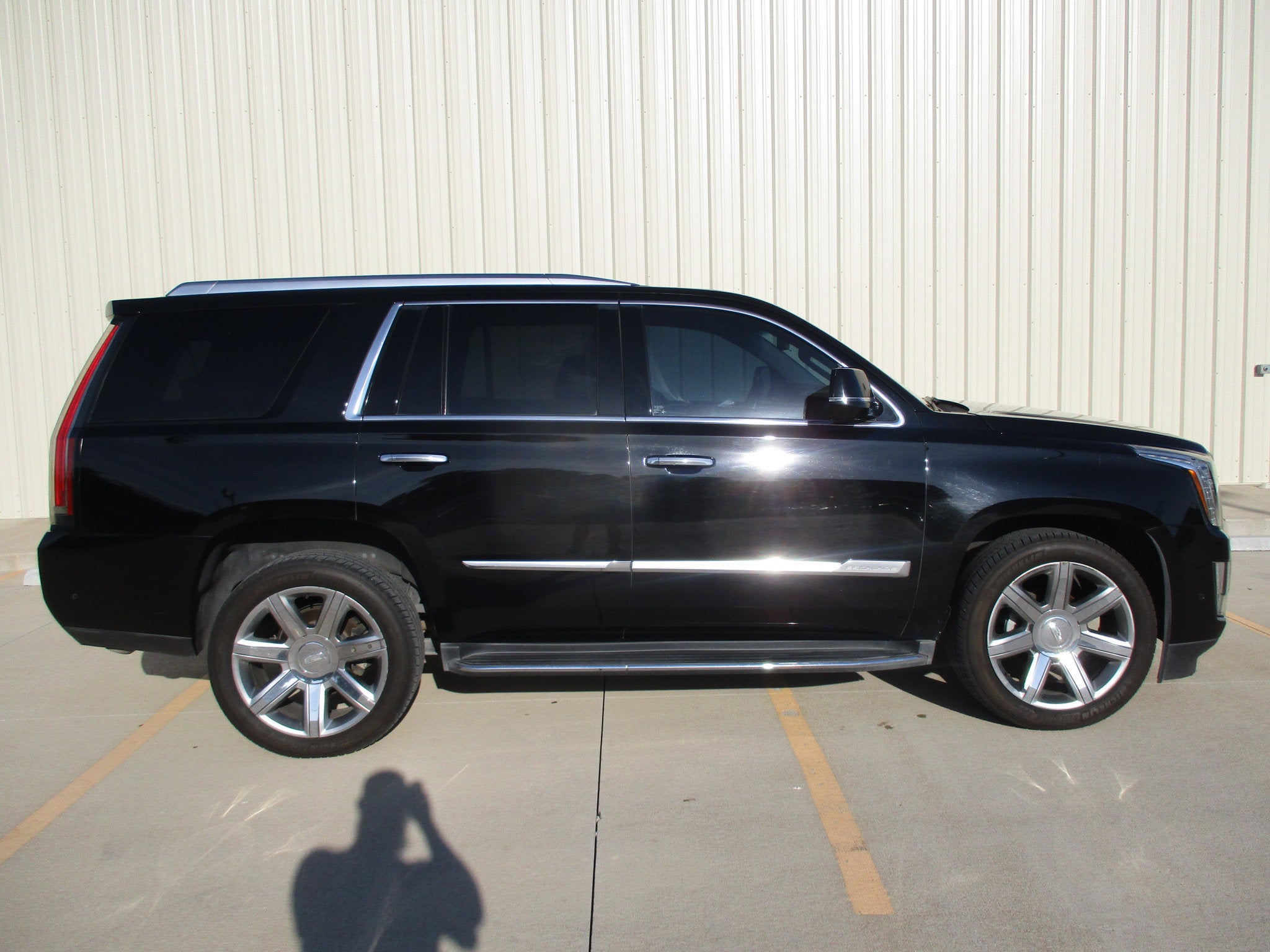 2017 Cadillac Escalade Luxury